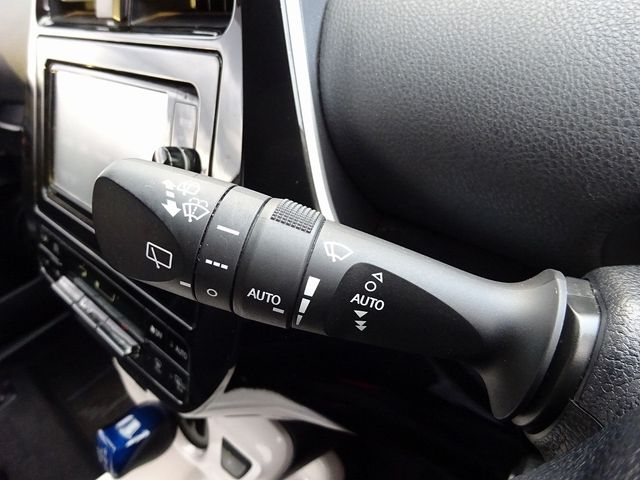 Toyota PRIUS 2015-12 13759-20