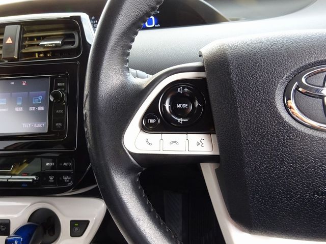 Toyota PRIUS 2015-12 13759-18