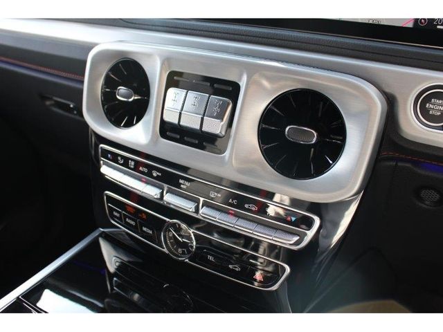 Mercedes Benz G-CLASS 2021-06 13661-26