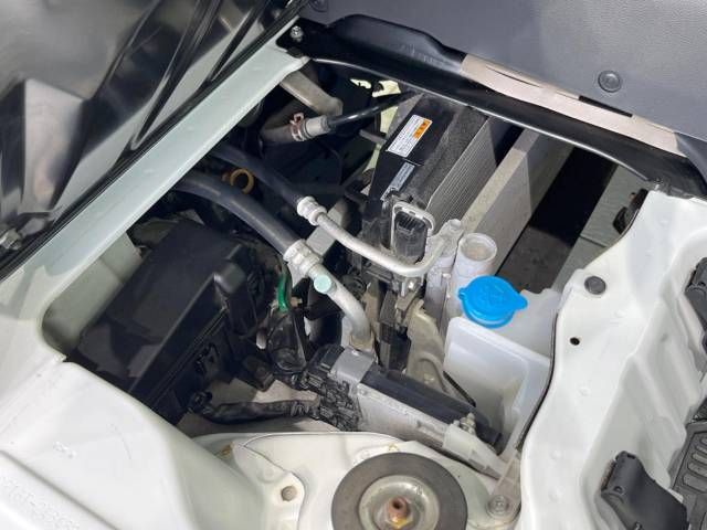 Nissan CLIPPER 2016-02 194579-18