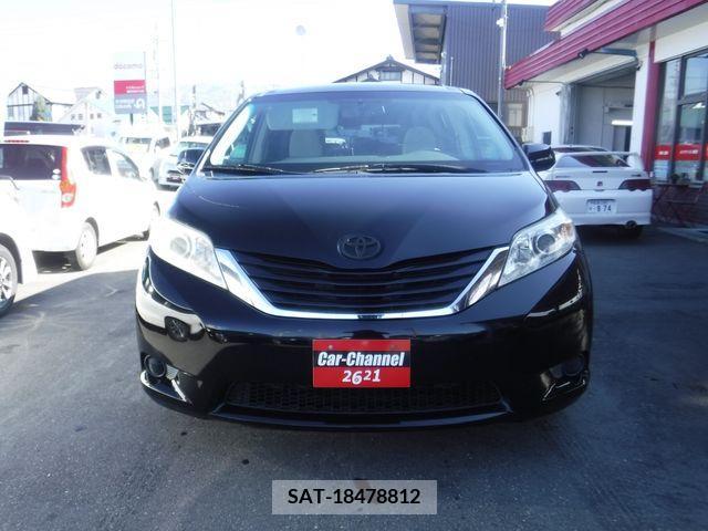 Toyota SIENNA 2013-07 205806-1