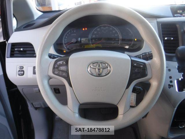 Toyota SIENNA 2013-07 205806-9