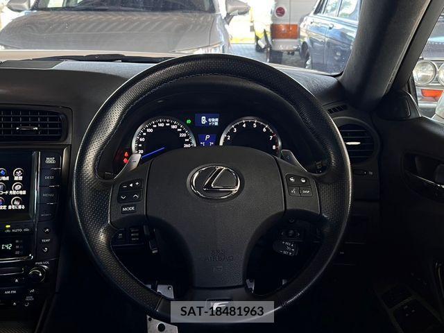 Lexus IS F 2008-11 316804-15
