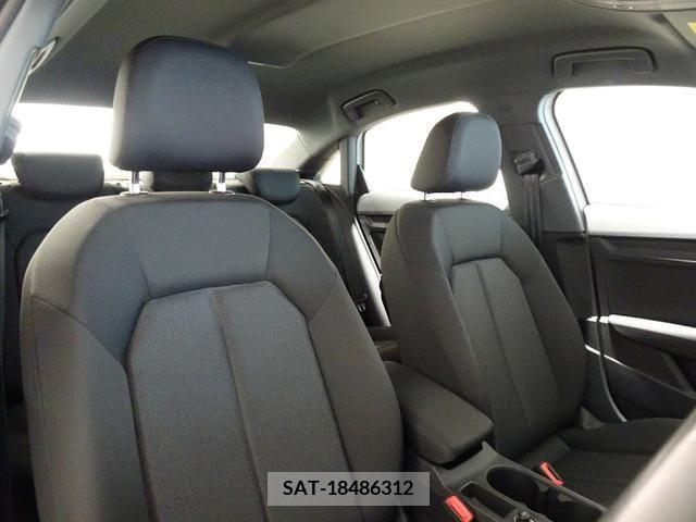 Audi A3 SEDAN 2021-06 292544-16