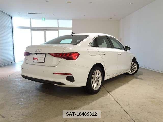 Audi A3 SEDAN 2021-06 292544-1