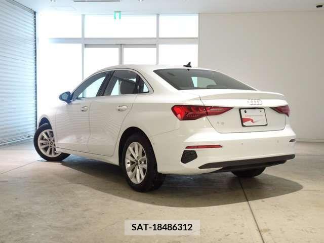 Audi A3 SEDAN 2021-06 292544-5