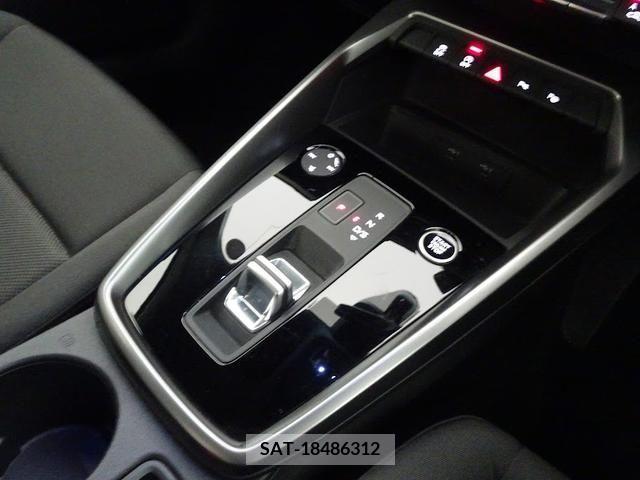 Audi A3 SEDAN 2021-06 292544-15