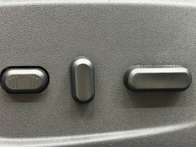 Ford KUGA 2015-04 6912-14