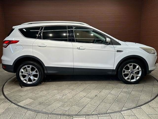 Ford KUGA 2015-04 6912-17