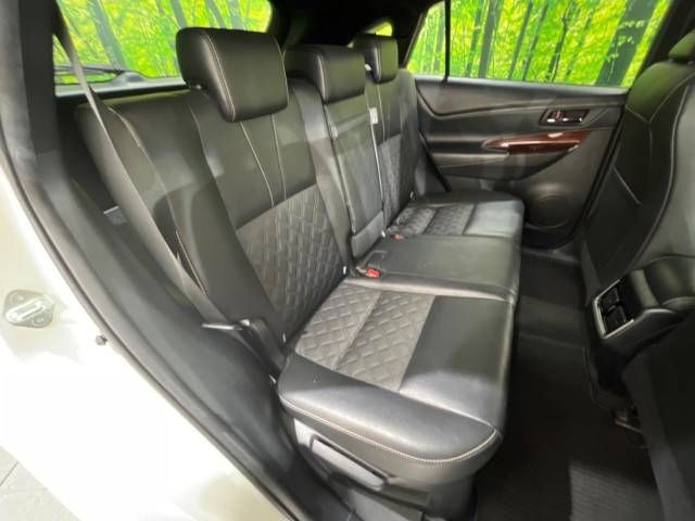 Toyota HARRIER 2017-04 20570-8