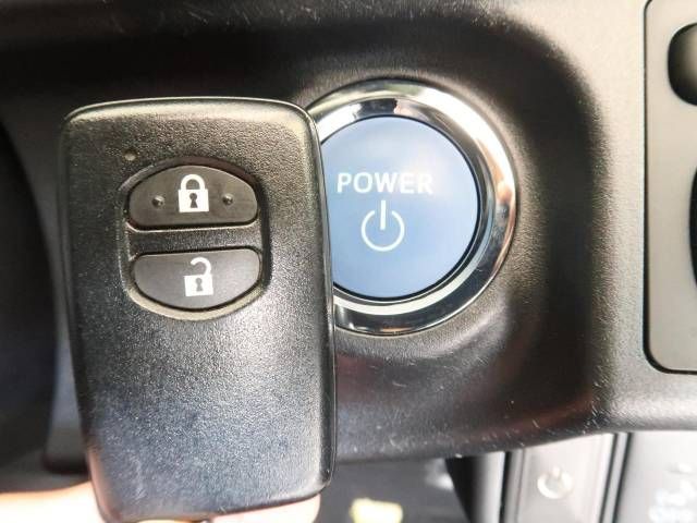 Toyota AQUA 2015-02 13484-3