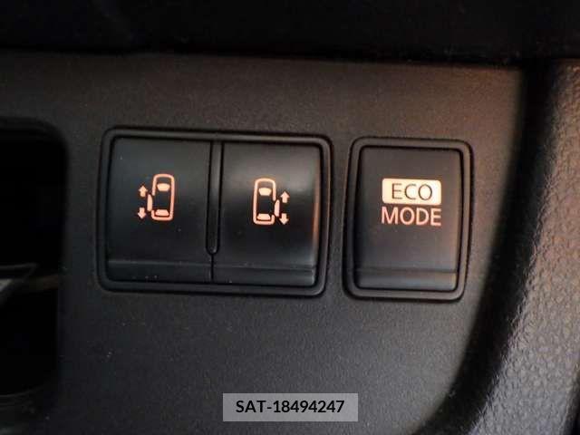 Nissan SERENA 2011-02 217129-16