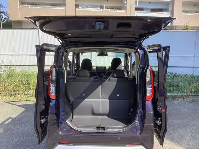 Mitsubishi EK X SPACE 2022-08 18105-7