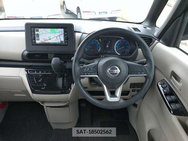 Nissan ROOX 2020-04 231341-11