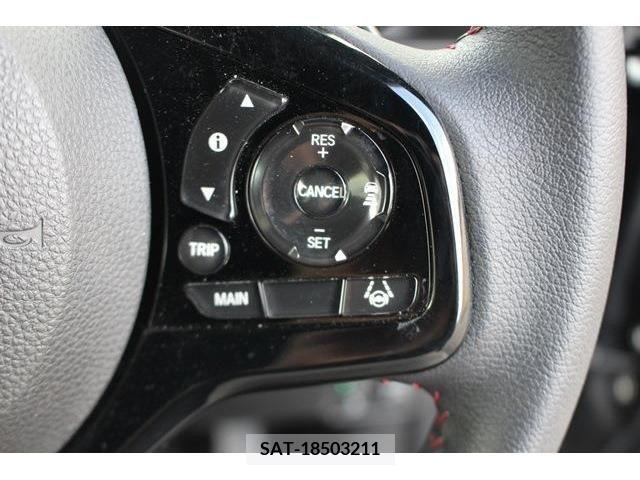 Honda N BOX CUSTOM 2022-01 213745-3