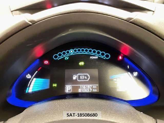 Nissan LEAF 2016-04 367063-8
