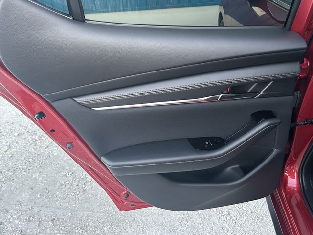 Mazda MAZDA3 2020-10 180900-11