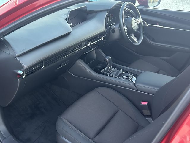 Mazda MAZDA3 2020-10 180900-16