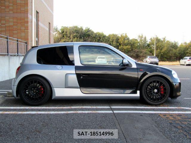 Renault LUTECIA 2002-08 208588-6