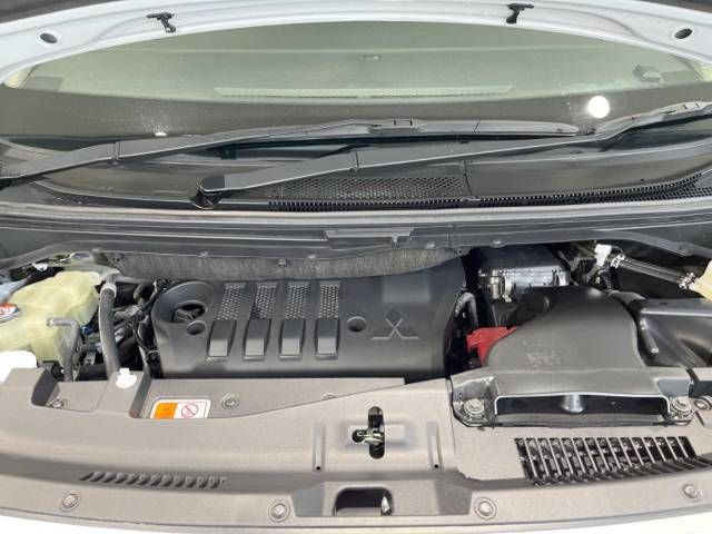 Mitsubishi DELICA D5 2022-12 10668-18