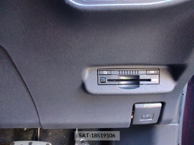 Toyota PRIUS 2013-09 393338-11