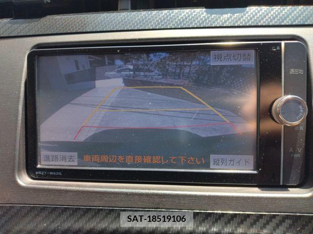 Toyota PRIUS 2013-09 393338-7