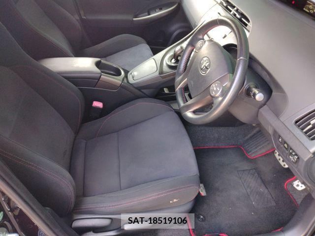 Toyota PRIUS 2013-09 393338-17