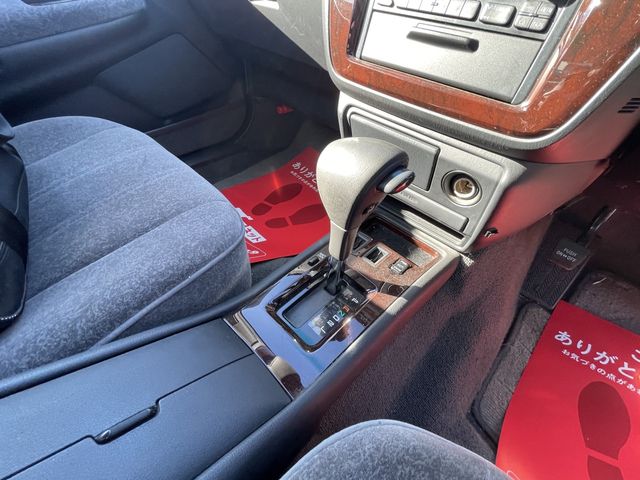 Toyota CROWN SEDAN 2005-07 185951-14