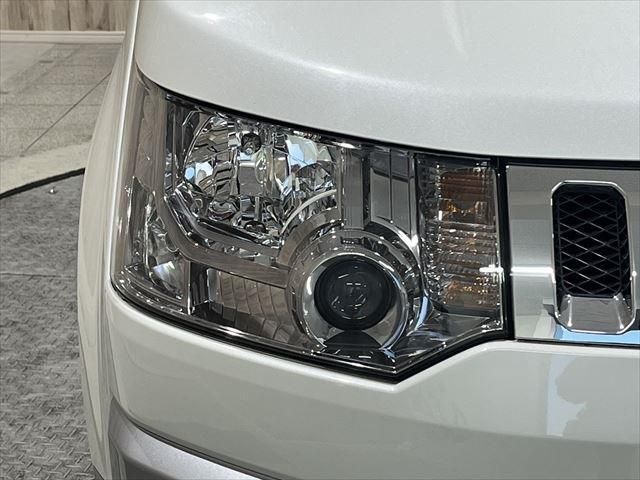 Mitsubishi DELICA D5 2016-12 195676-9