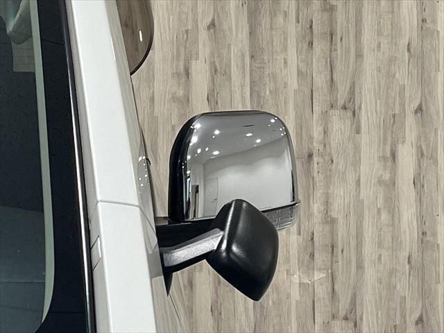 Mitsubishi DELICA D5 2016-12 195676-12