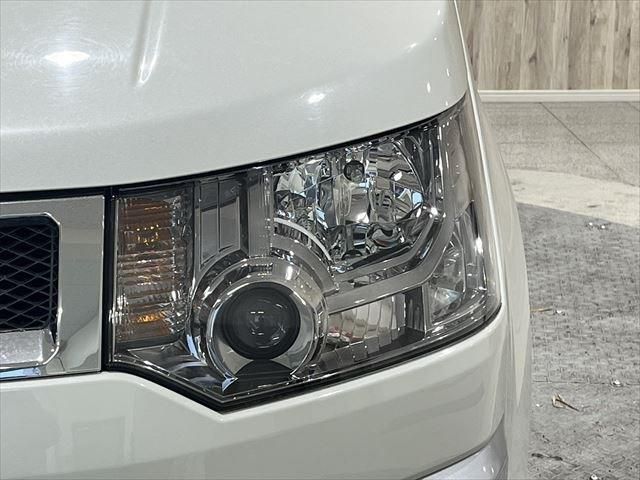 Mitsubishi DELICA D5 2016-12 195676-8