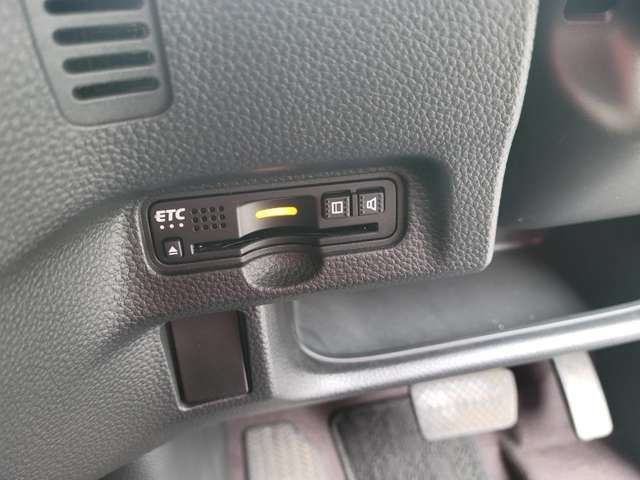 Honda N BOX CUSTOM 2018-09 736-13