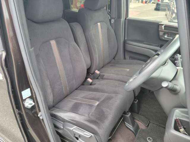 Honda N BOX CUSTOM 2018-09 736-6