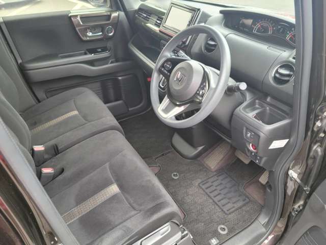 Honda N BOX CUSTOM 2018-09 736-5