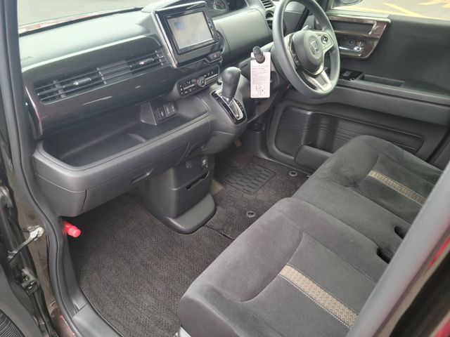Honda N BOX CUSTOM 2018-09 736-20