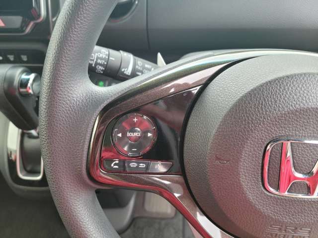 Honda N BOX CUSTOM 2018-09 736-15