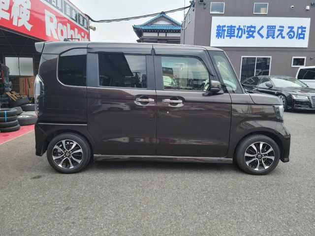 Honda N BOX CUSTOM 2018-09 736-26