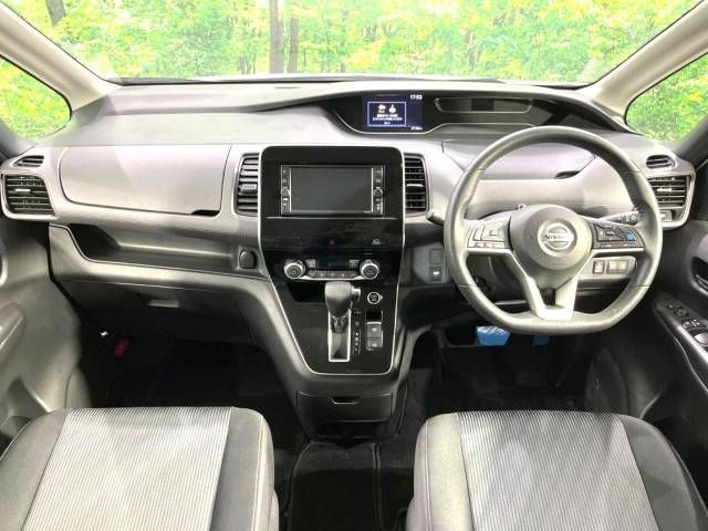 Nissan SERENA 2021-04 181236-1