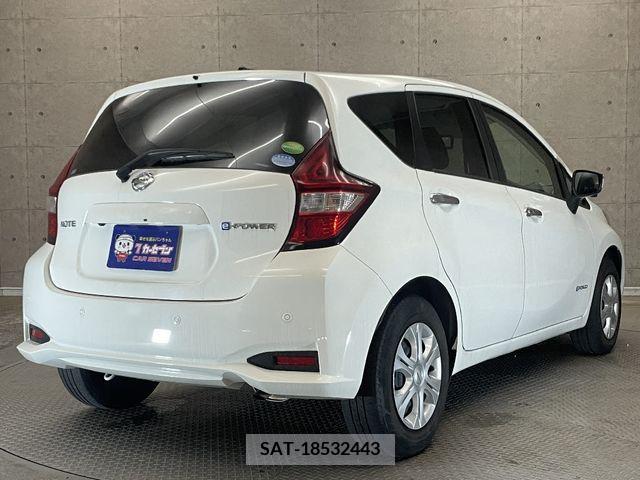 Nissan NOTE 2018-10 385919-3
