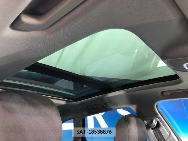 Audi A4 2018-07 348552-3