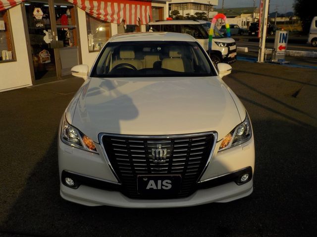 Toyota CROWN SEDAN 2015-11 192047-3