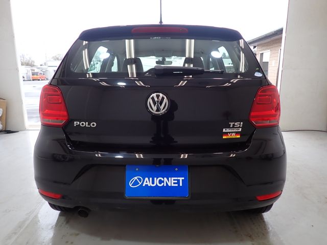 VolksWagen POLO 2015-09 193921-3