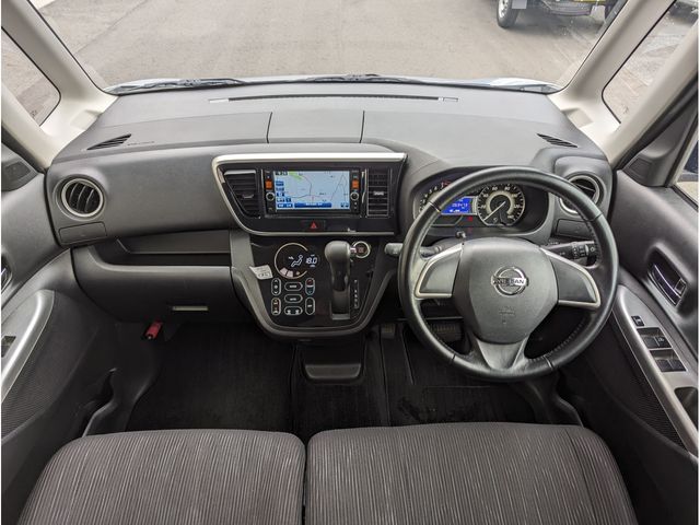 Nissan DAYZ ROOX 2014-06 182533-1
