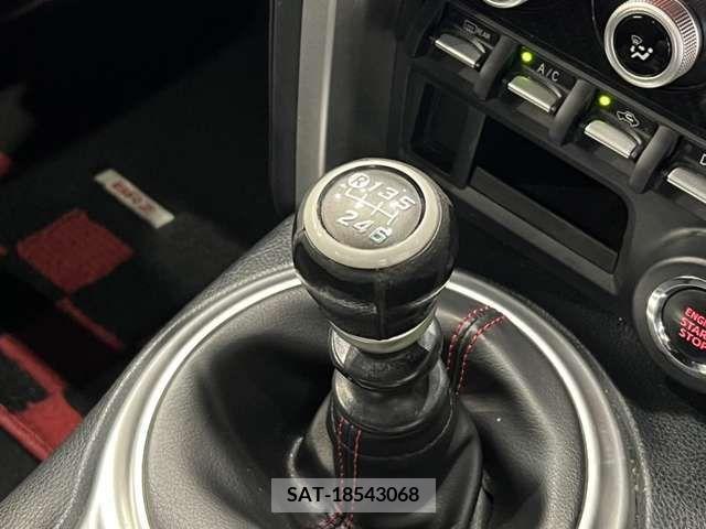 Subaru BRZ 2017-02 294343-6
