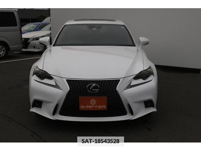 Lexus IS 2013-11 354383-7