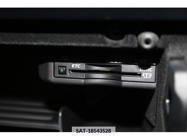 Lexus IS 2013-11 354383-6