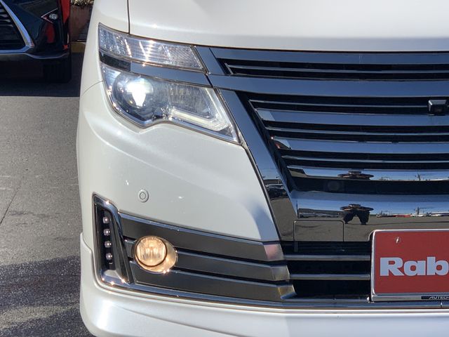 Nissan ELGRAND 2016-03 184299-4