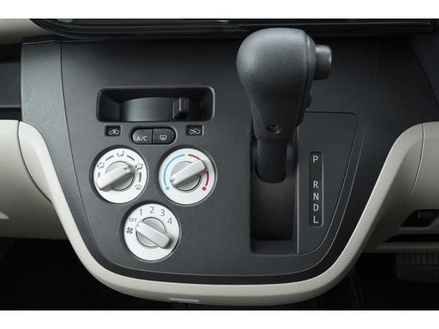 Mitsubishi EK SPACE 2017-09 8358-13