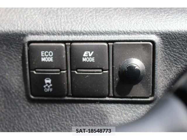 Toyota SIENTA 2020-06 344743-15