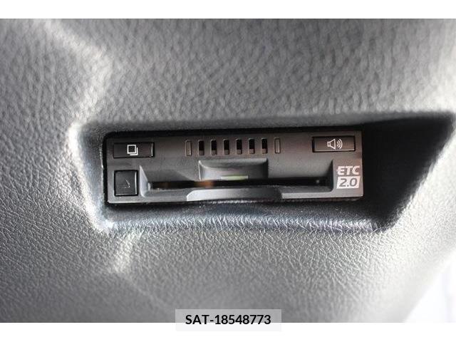 Toyota SIENTA 2020-06 344743-17